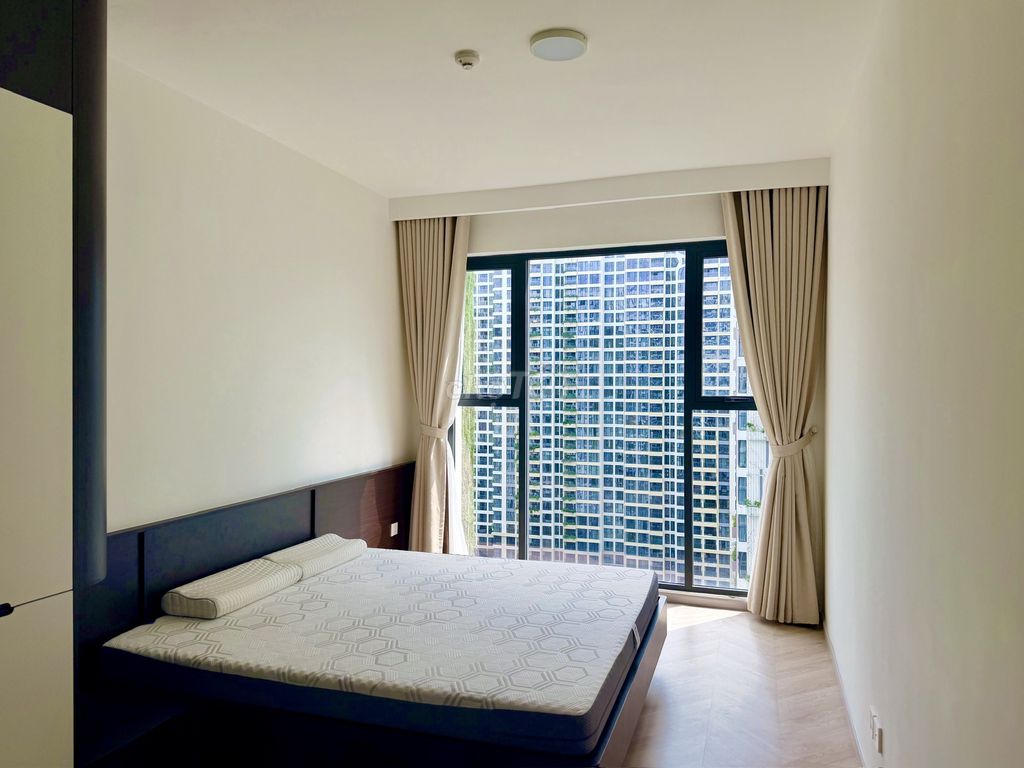 The two bedrooms of Luminque Boulevard - Nice View, right here.