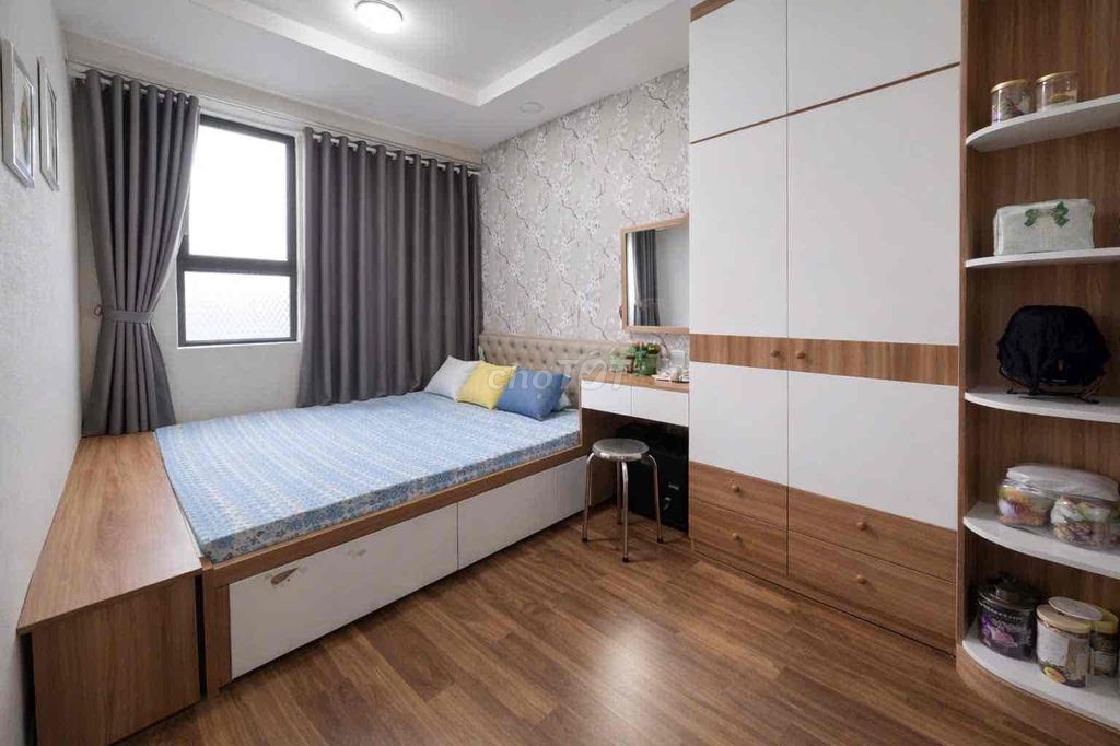 The Pegasuite 75M2 bedrooms. Two toilets. 14.5 million pools.