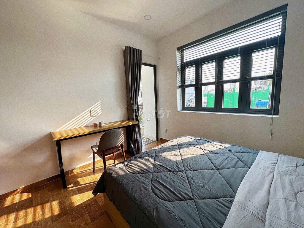 Rent the two Bình Thạnh Bedrooms - balcony, near Blue Line