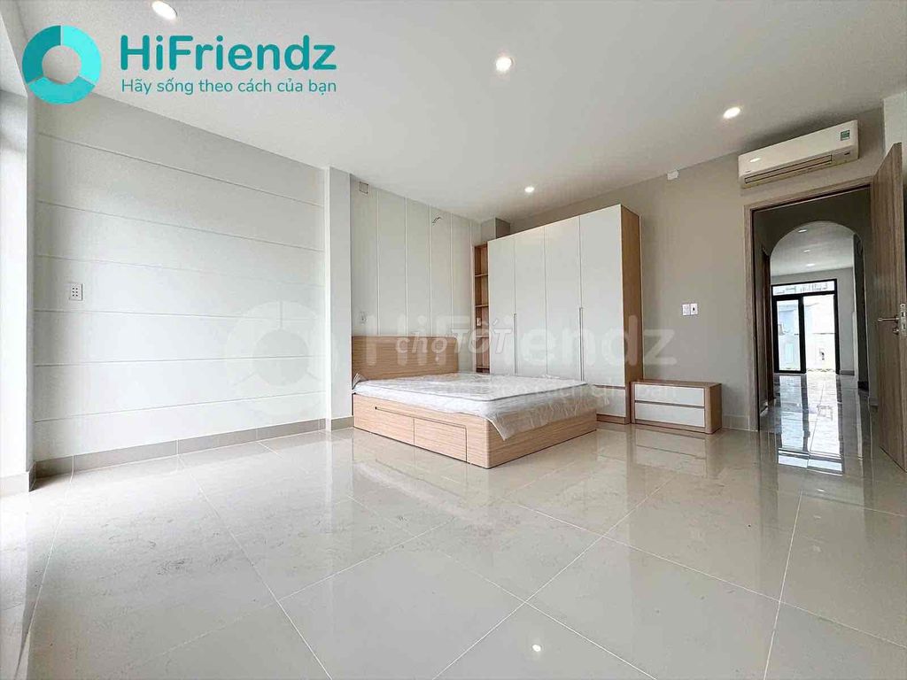 The two bedrooms are super open, full of furniture in the near future.