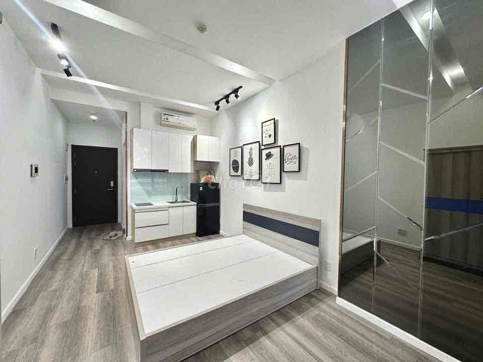 Rent the Orchard Parkview apartment. A bedroom. A 30-mm bathroom near the park.