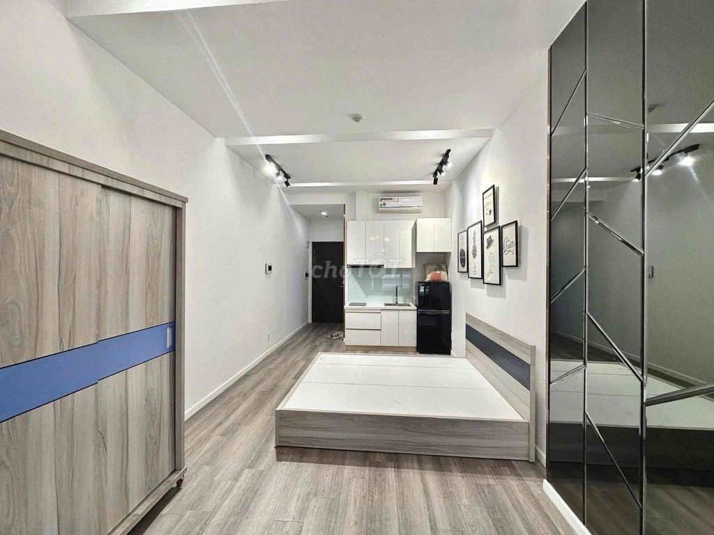 Rent the Orchard Parkview apartment. A bedroom. A 30-mm bathroom near the park.