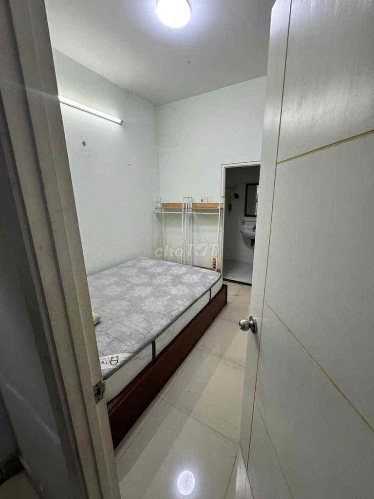 Rent apartment Topaz Garden, 64 meters 2 bedroom 2 toilets, Full Seven.