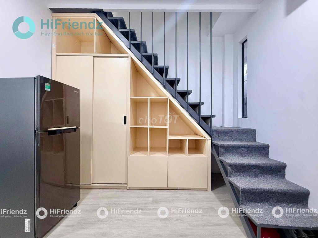 1 st floor, new floor, 100% full furniture in chains.