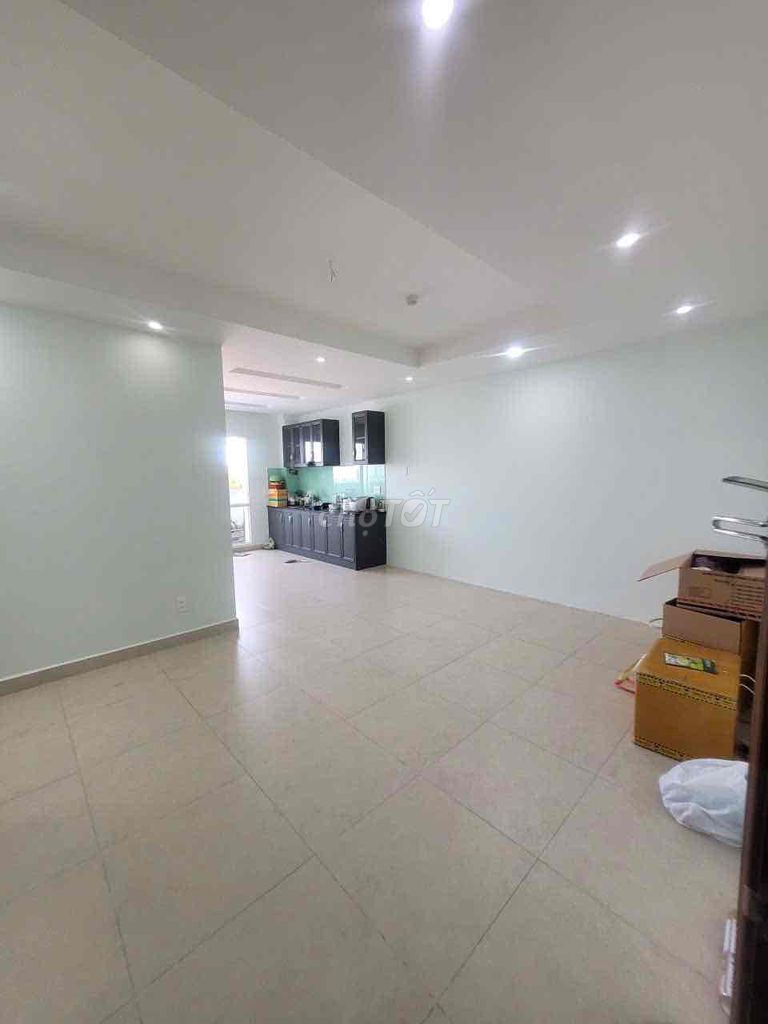Rent an apartment 2 empty bedroom *View river* BellezaQ7*76 m2-9 million