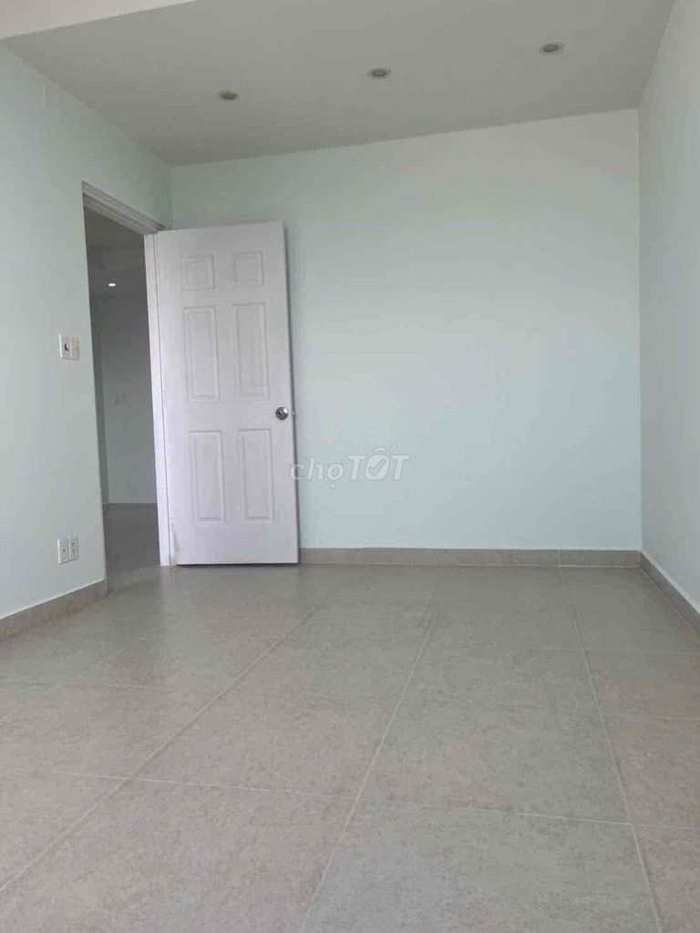 Rent an apartment 2 empty bedroom *View river* BellezaQ7*76 m2-9 million