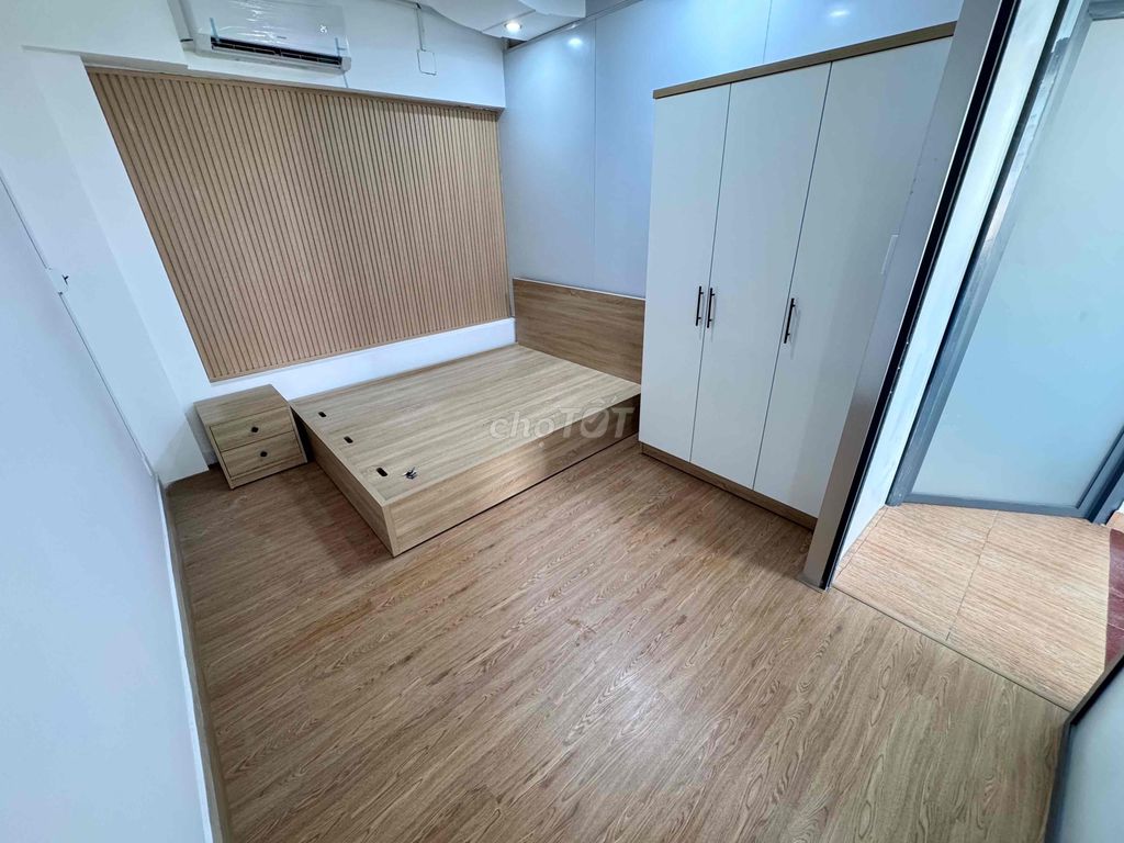 A couple of bedrooms open - the balcony - 50 meters - 60 meters - 2