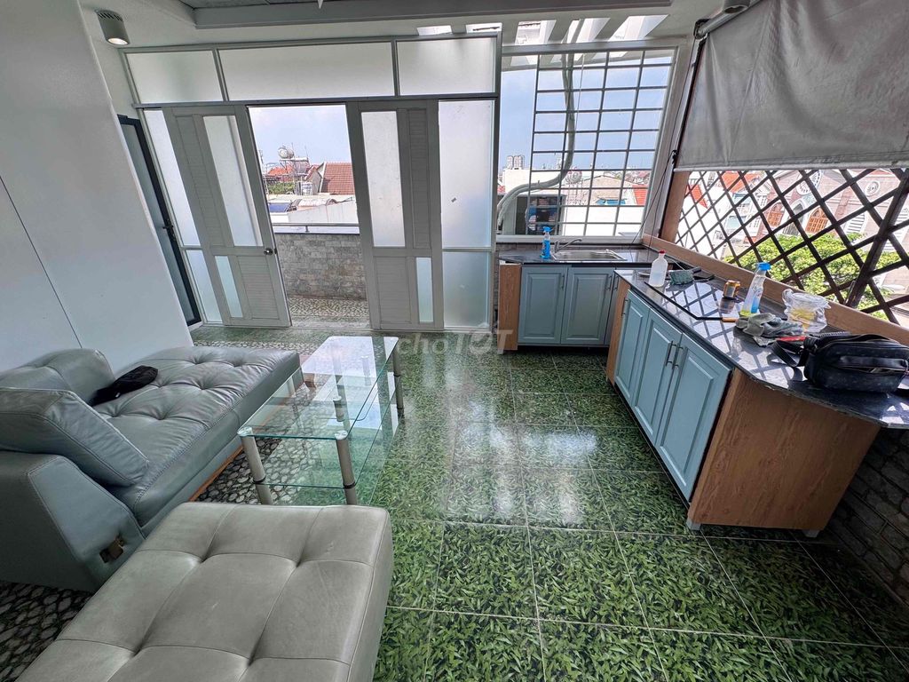 A couple of bedrooms open - the balcony - 50 meters - 60 meters - 2