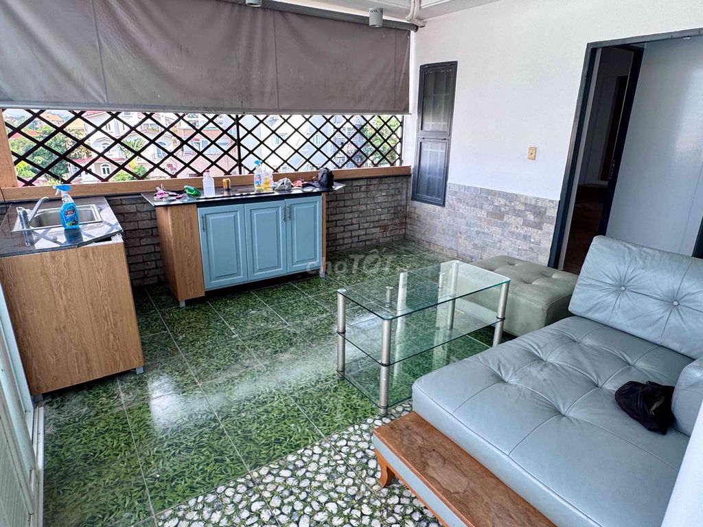 A couple of bedrooms open - the balcony - 50 meters - 60 meters - 2