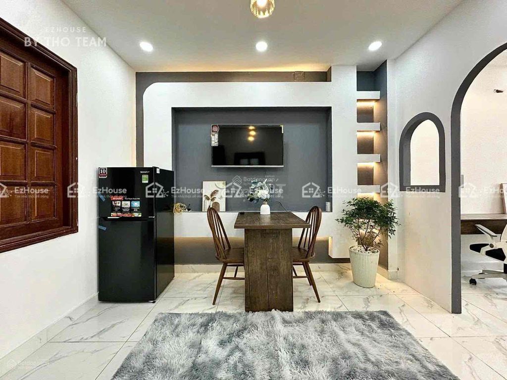 The two bedrooms are right at the station on t3, the Air Force Academy, Etwon Republic.