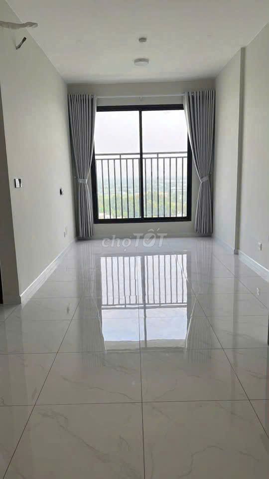 The owner rented Pitchor building. District 12. 59 meters two bedrooms. Eight million new houses.