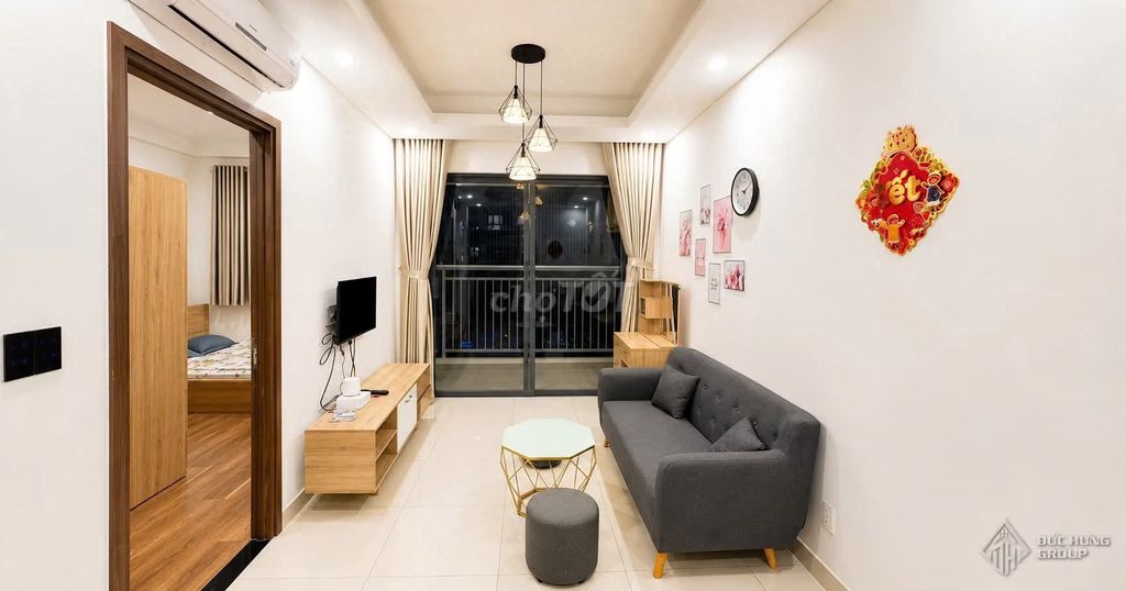 Rent two bedrooms full full of riverside County 7 – 66 M2 million a month.