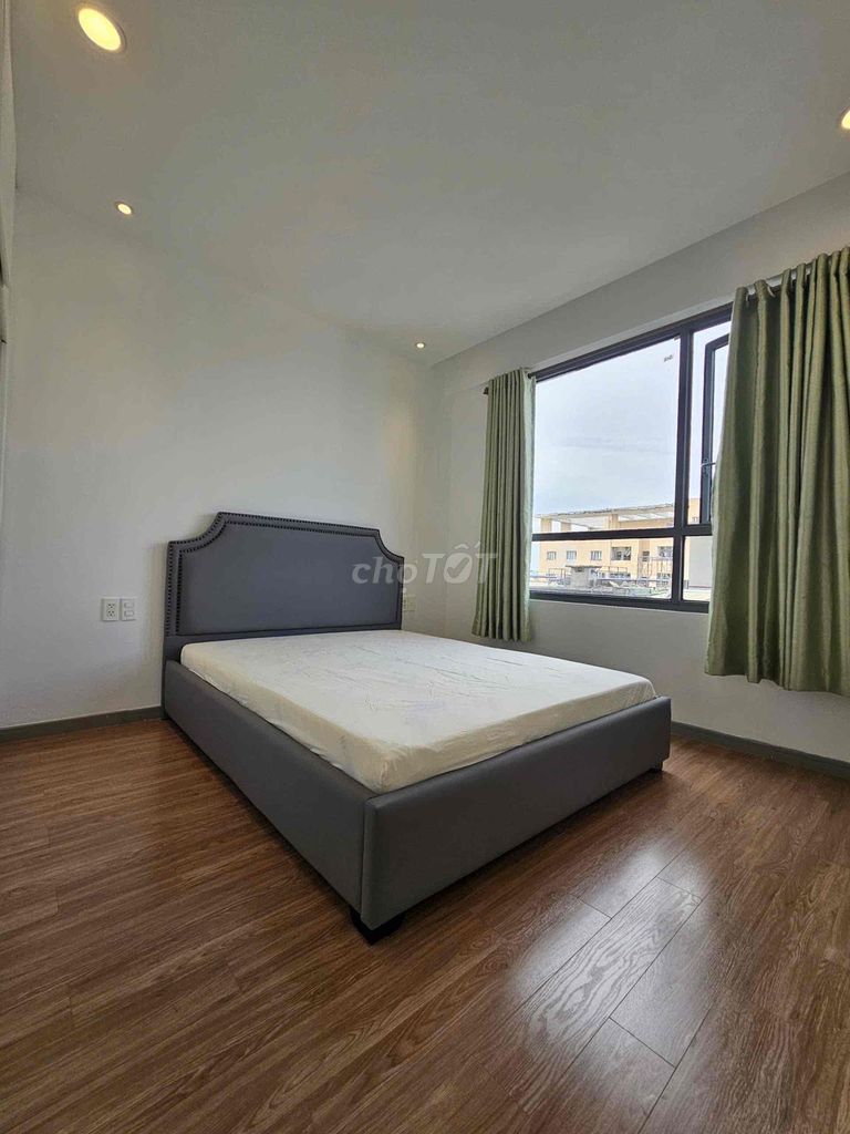 Two The Gold View Bedrooms, 4th.