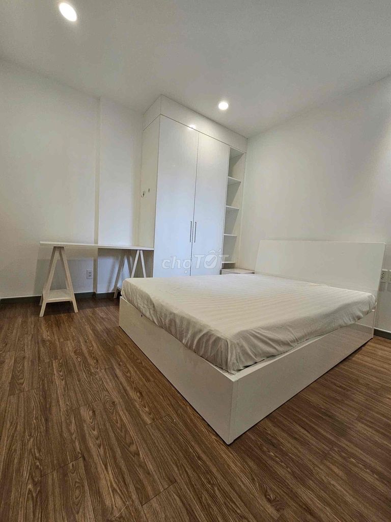 Two The Gold View Bedrooms, 4th.