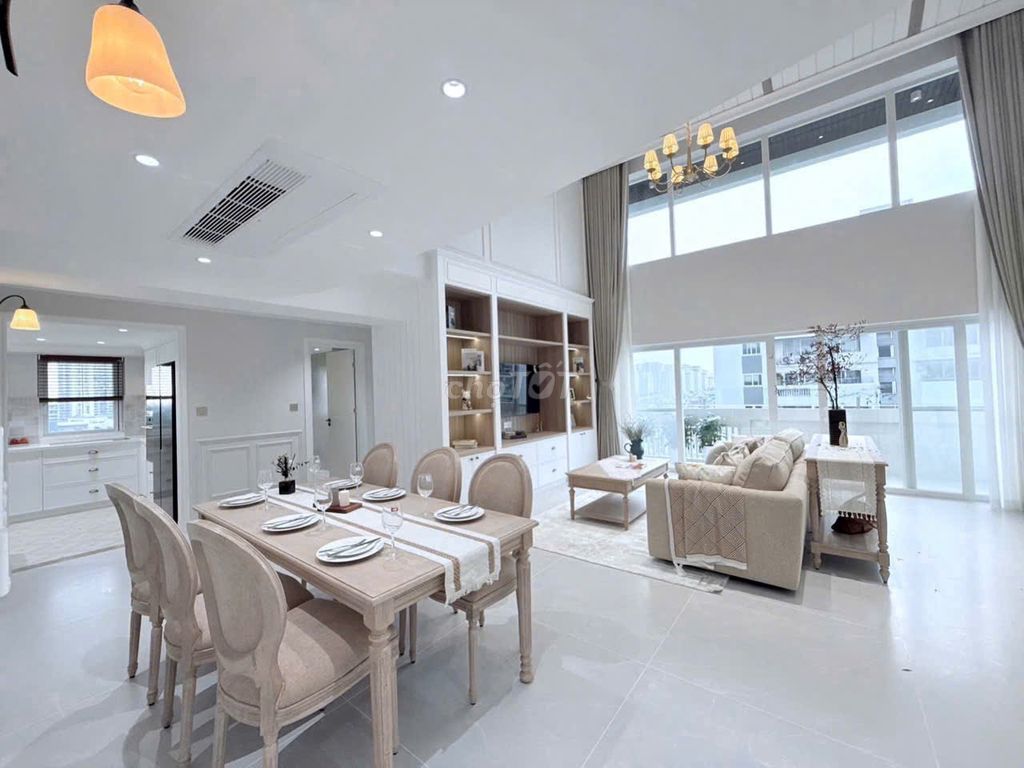 Rent US Bull Nguyễn Đức Cảnh four bedrooms. One room works three toilets.