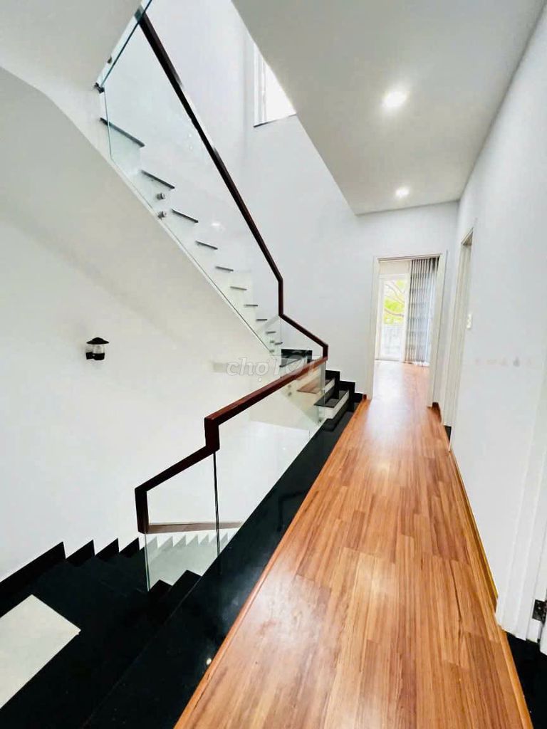 Rendez Merita's house is 18 million near Juan Kokong, Liên Phường