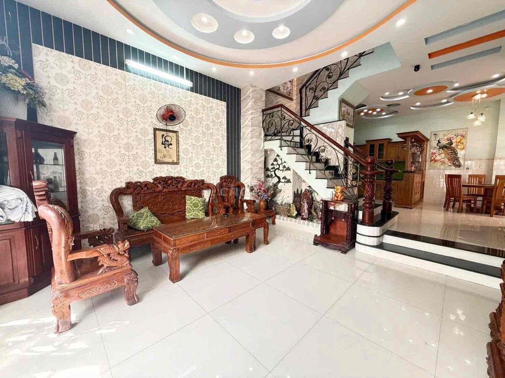 home of the entire interior