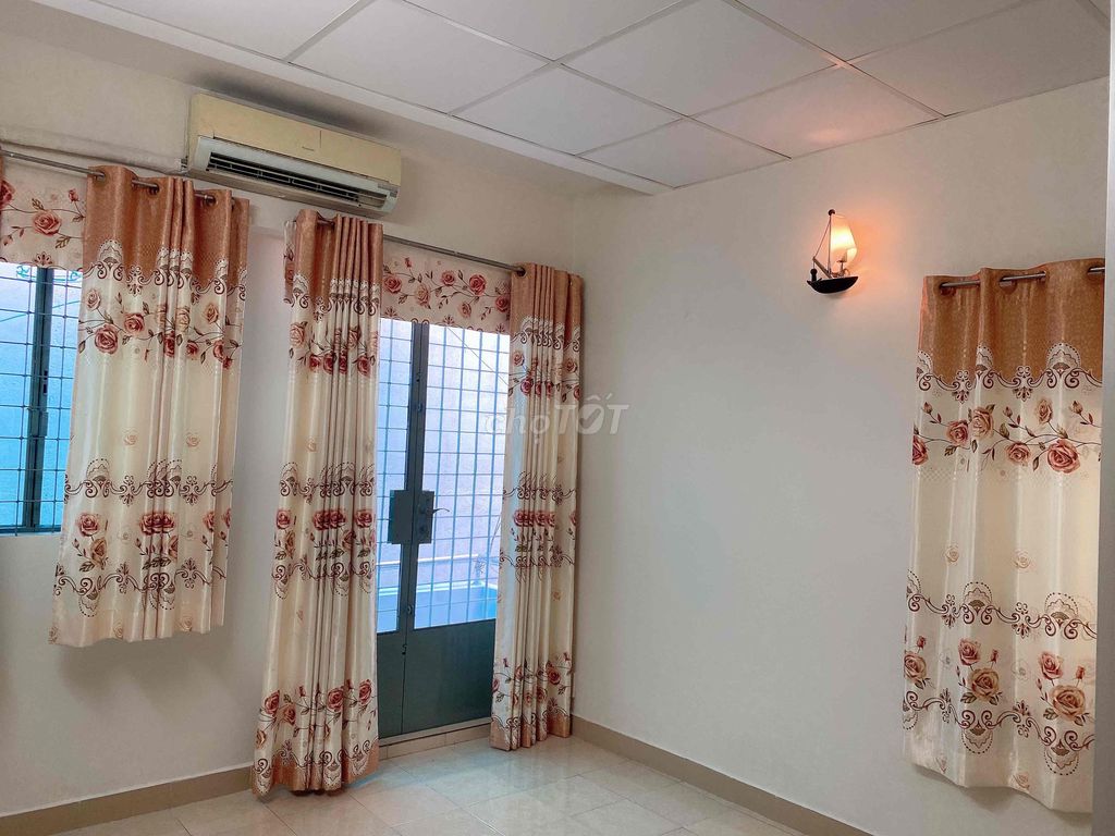 Rent the original Phú Nhuận.