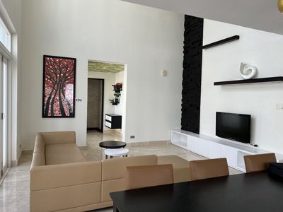 For renting the Zqz1000 Hoàng Quốc Việt Street