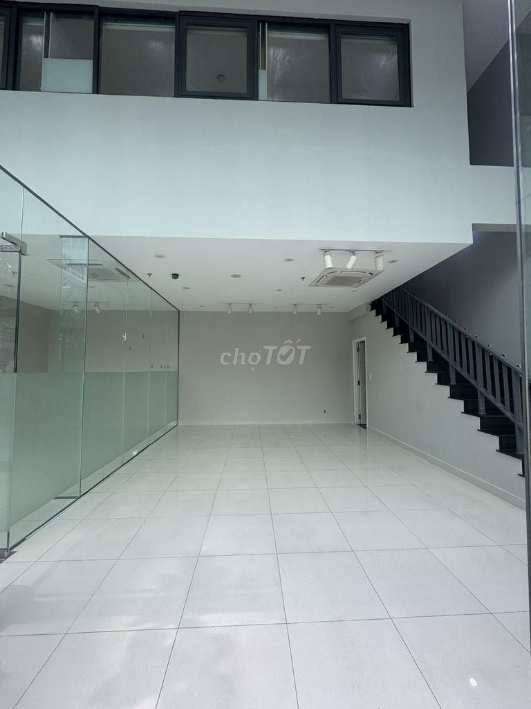 Shophouse in Florita - 2 bedroom 2 toilets - nearly 120 meters