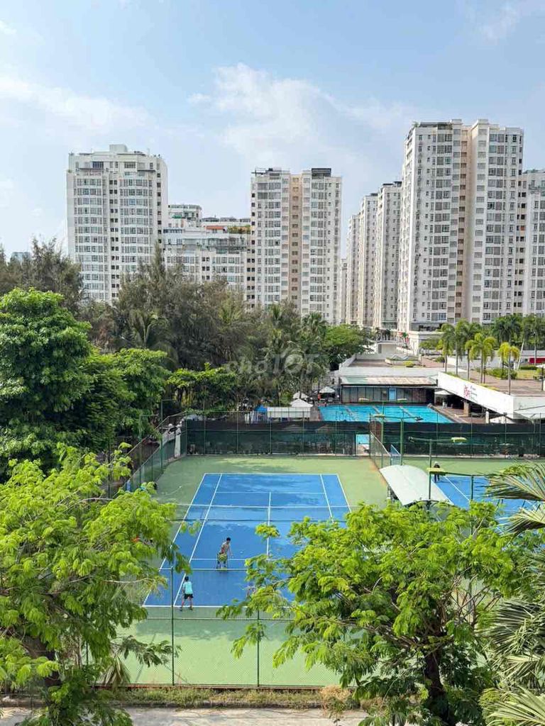 Rent Sky Garden 2-- 7th District.