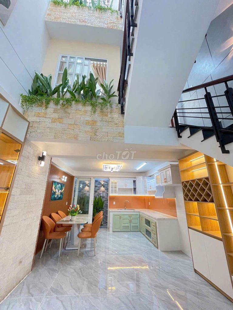 Rent a new house with furniture - car in the house near aeon 4 bedroom-4 toilet