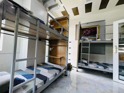 The Gò Vấp dorm system is cheaply expensive, from a million and a half.