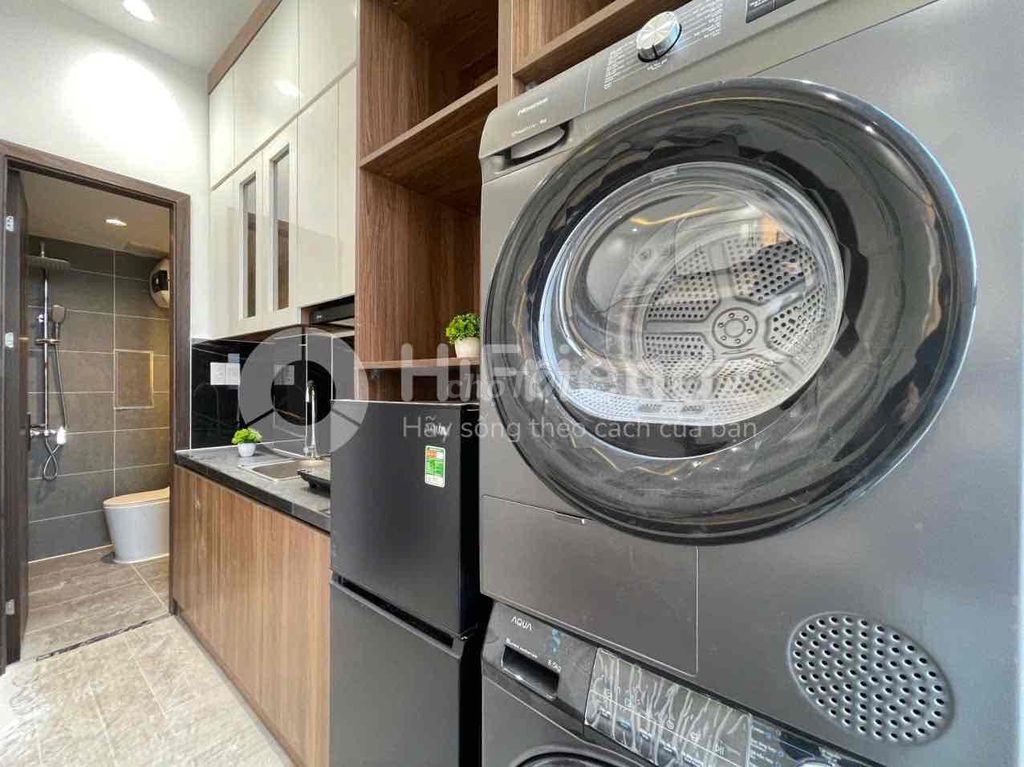 Rent apartment 1 bedroom - high-end furniture - walk 5 minutes through the shower, vhu