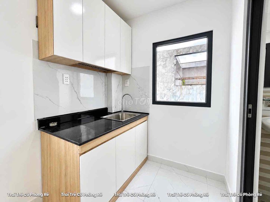 The new studio has built a full interior in the shower dress - 11th District.