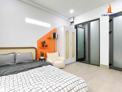 Window studio is Nguyễn Văn Lượng - near Gò Vấp Cultural Park