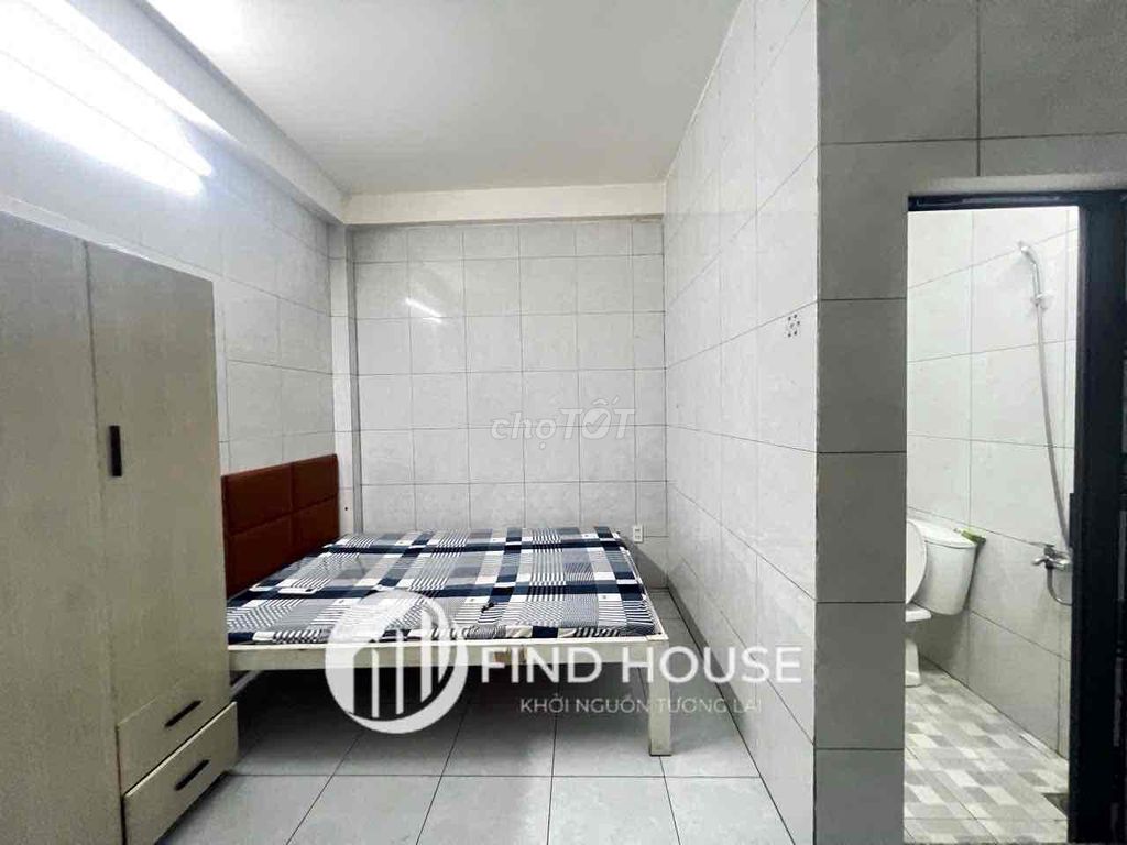 Rent the entire interior room at District 7.