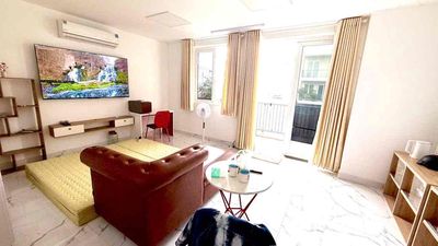 Room 80 m2 Full Underprivileged