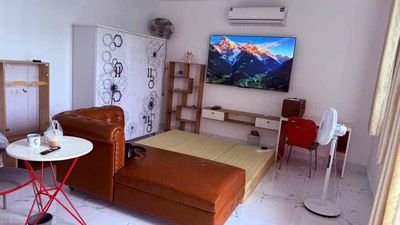 Room 80 m2 Full Underprivileged