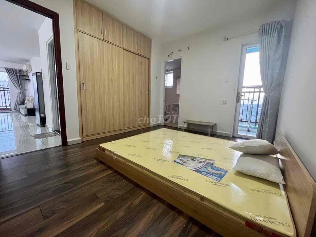 Rent an angle of an entire 10 million, 82 meters of apartment 8 xplus