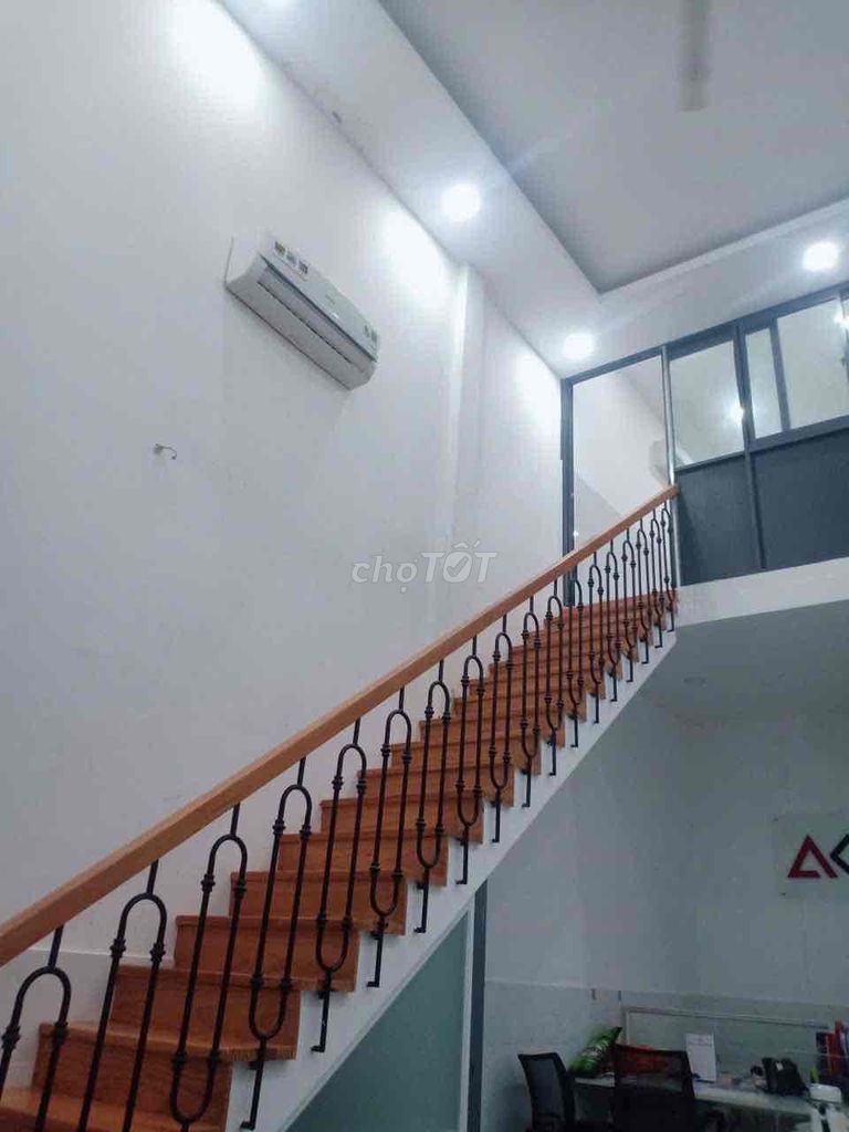 New harbor alley - 5 x 18 M – 23 million a month