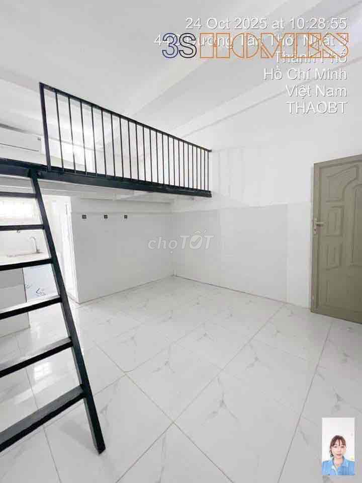 Renting room, air conditioning, on the 7th, the Constitution.