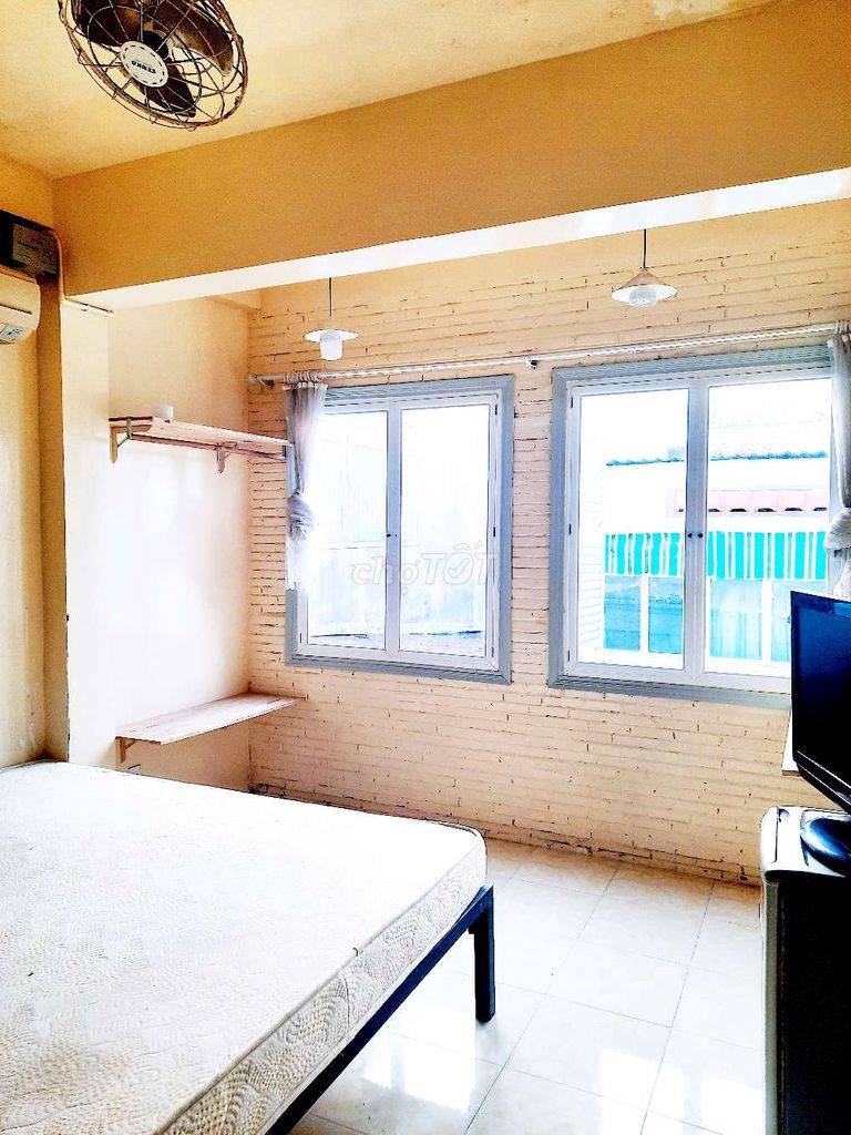 Rent the District Room 1, private window.