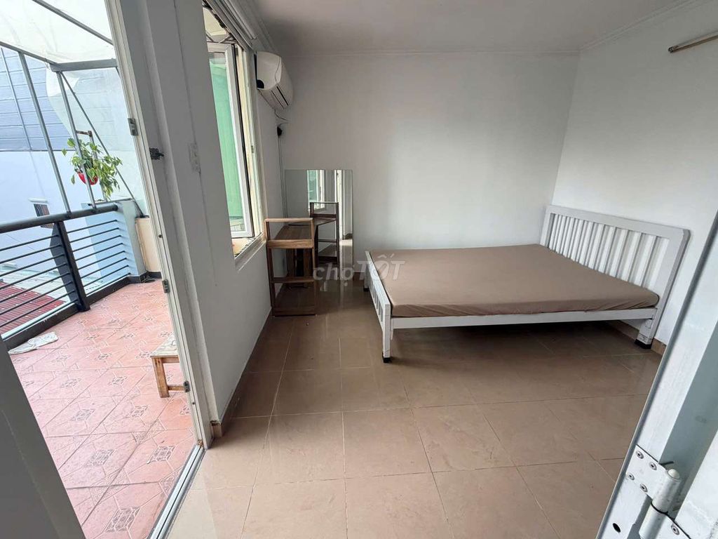 Rent, pay for Mi Ni, Bùi Thị Xuân-7* 2 Tân Bình, 25 M2, bid: 4.5 million.
