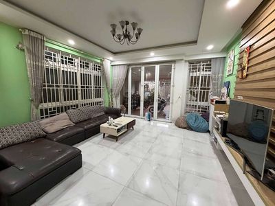 Rent the Lạc Long Quân house, the new house, the whole interior.