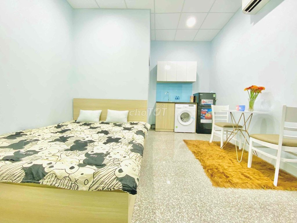 Rent a Phú Nhuận- Full interior balcony-- 5 million and 5