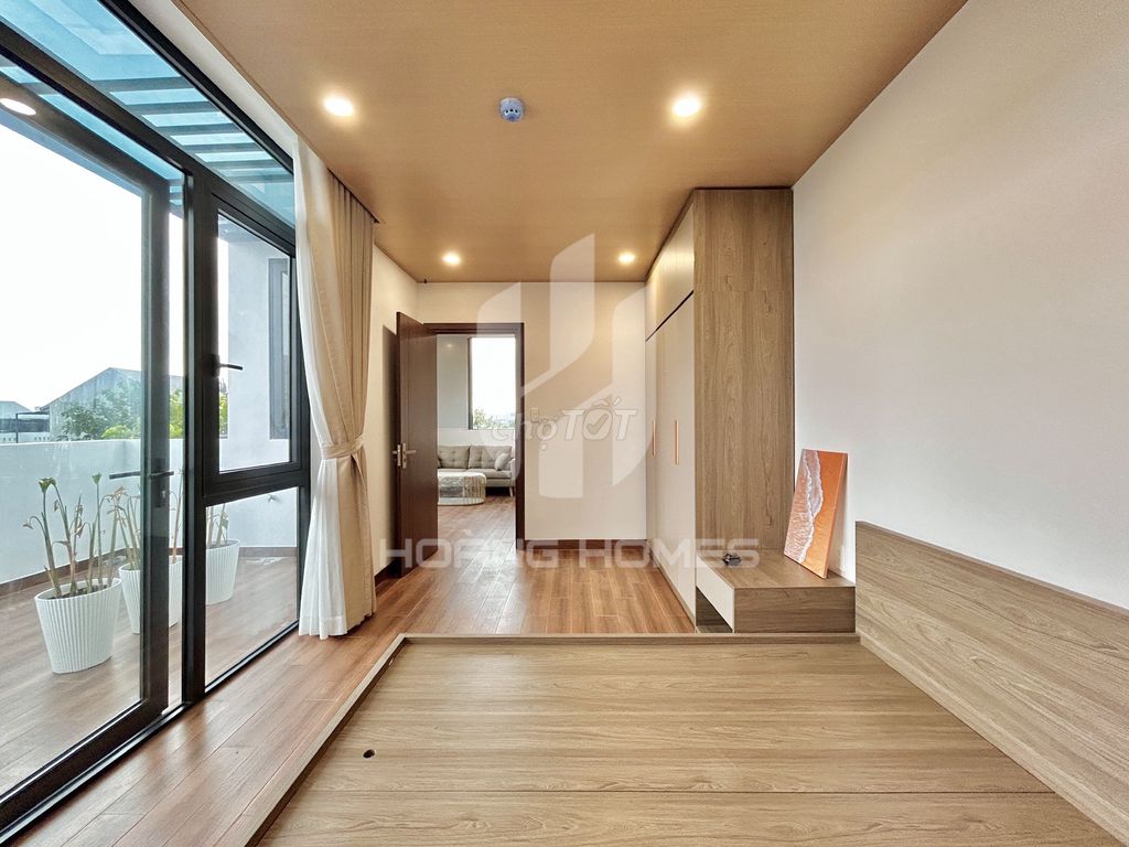 Open penthouse 1 bedroom 2 ccol near The Global City