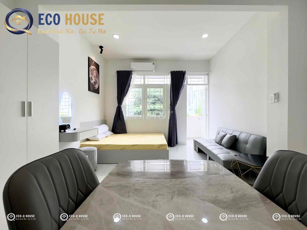 empty mini one bedroom - balcony - full interior - kitchen cup