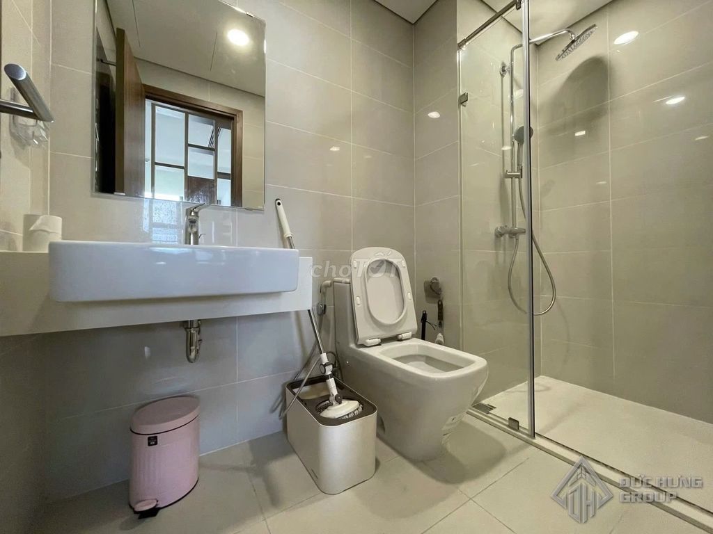Rent Victoria Village - 2 bedroom 2 - 61 M2 - full interior