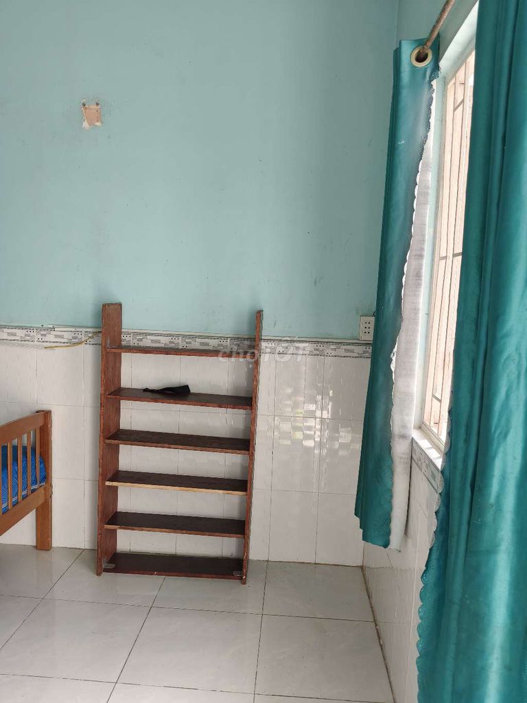 Rent a room at 1115 Huỳnh Tấn Phát.
