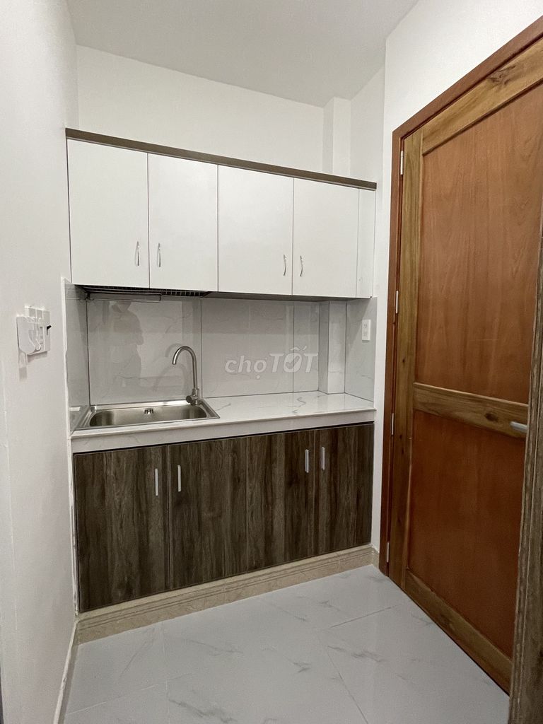 The full interior studio nexthome bathroom, District 11-5.1 million.