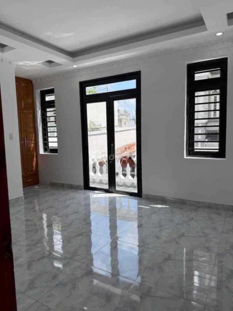 Renting Duy Tân Phú Nhuận - 2 bedrooms, 3 toilets - 15 million.