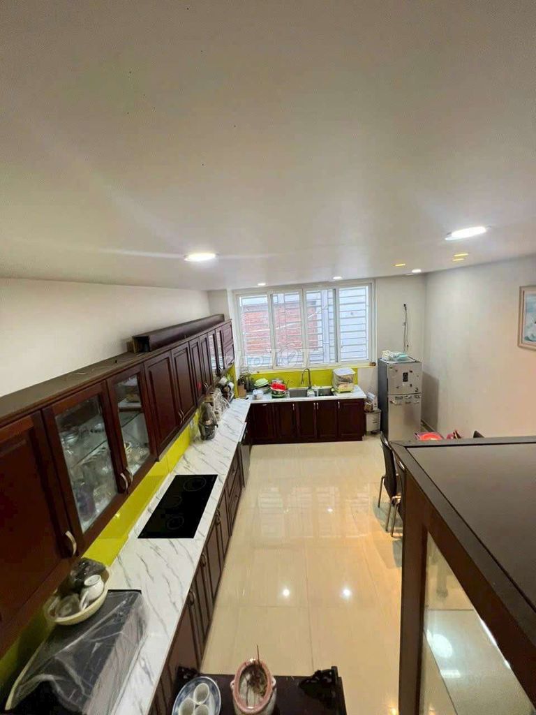 Rent at 49 Tân Hưng.