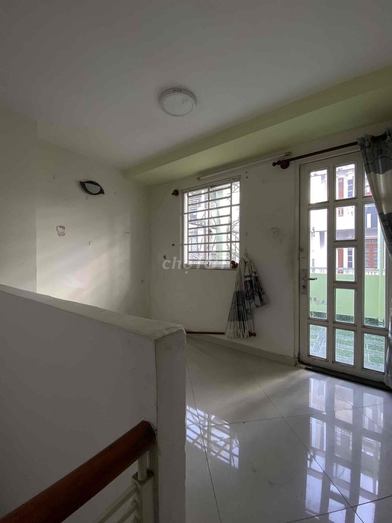 Rent the District 11 Minh Phụng 3 floor 3.5 x 10 traffic alleys-- 15 million