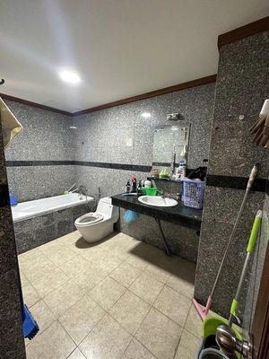 We need to rent the Vietcong apartment, Chief. The area of 115 meters, 2 bedrooms, 2 toilets, 13 million.