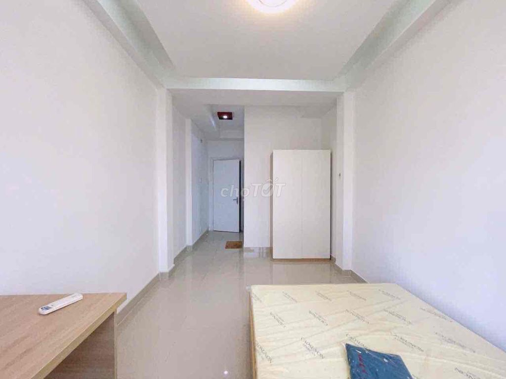 Let's rent out the Open Window House 27 meters, just Nguyễn Trãi.
